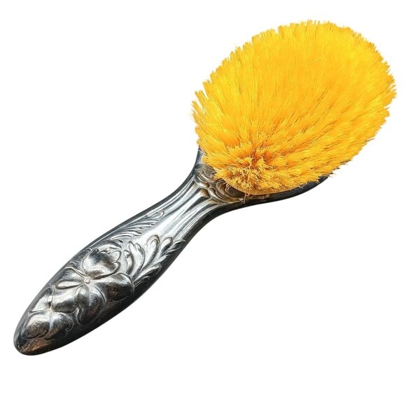 Vintage Royal Artistic Silver Hairbrush With Floral Embossed Design - Picture 2 of 3
